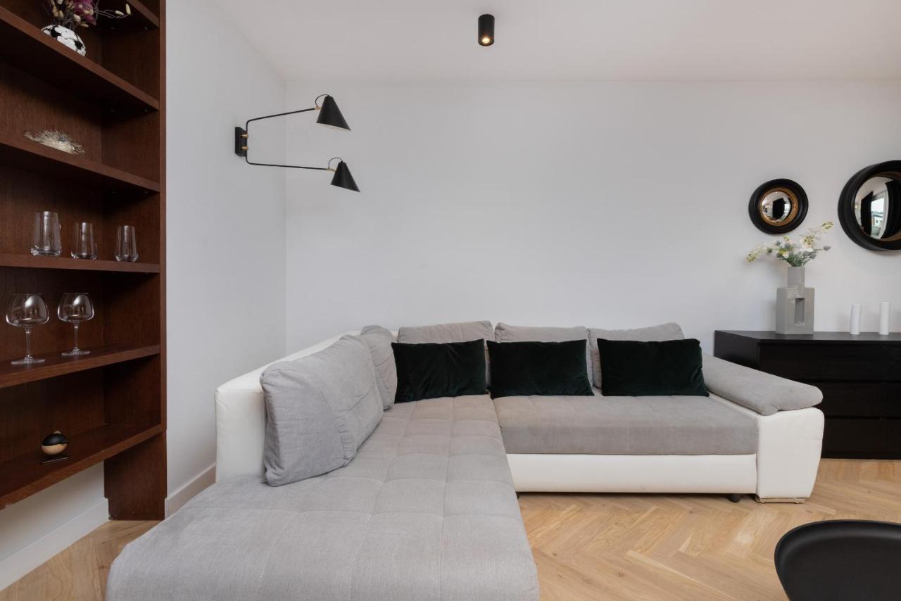 Superior Apartment With Balcony & Parking Gdansk By Noclegi Renters Prestige Ngoại thất bức ảnh
