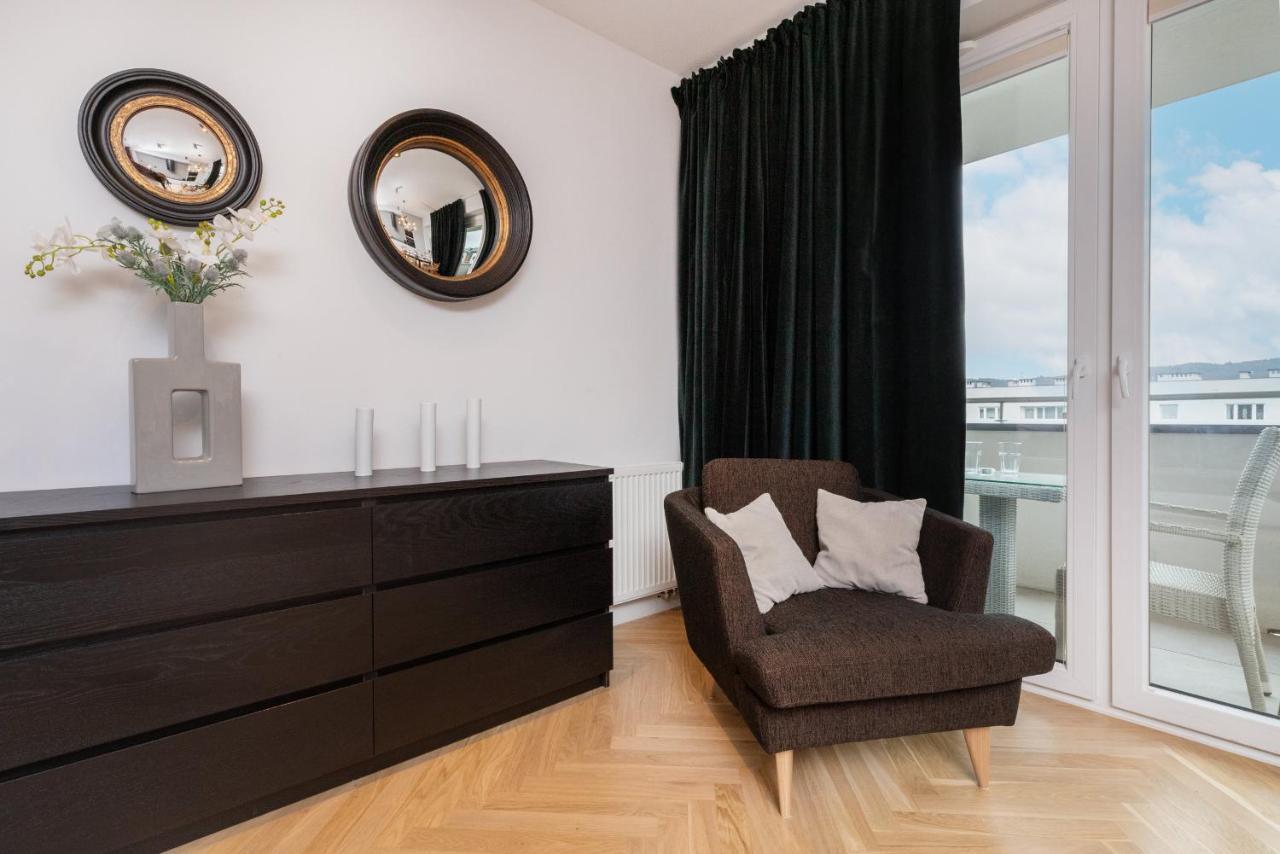 Superior Apartment With Balcony & Parking Gdansk By Noclegi Renters Prestige Ngoại thất bức ảnh